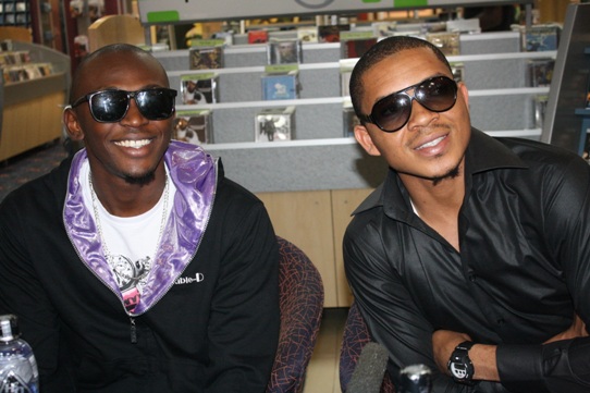 Vast and Smash at the press conference Vast and Smash at the Press Conference