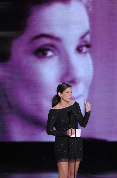 Sandra Bullock accepts the MTV Generation accolade at the MTV Movie Awards