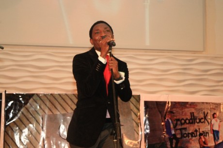 Timi entertains the crowd