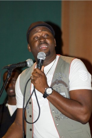 Desmond Elliot