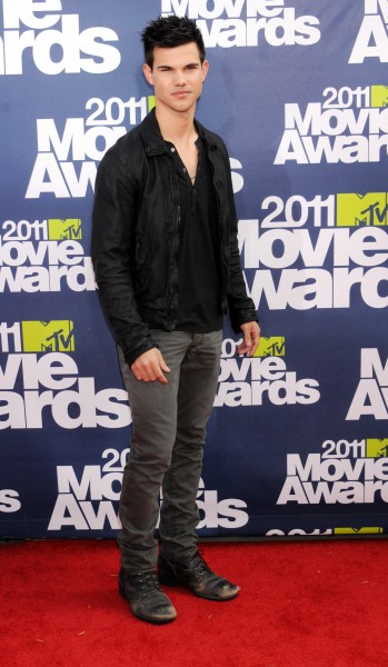 2011 MTV Movie Awards - Arrivals