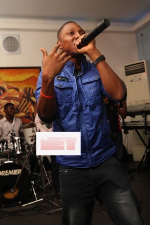 5Mics.... killing it over a live band