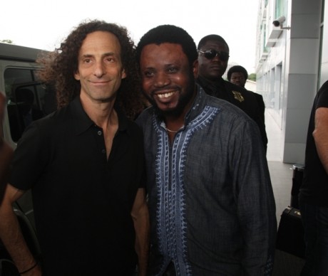 Kenny G, Mike Aremu