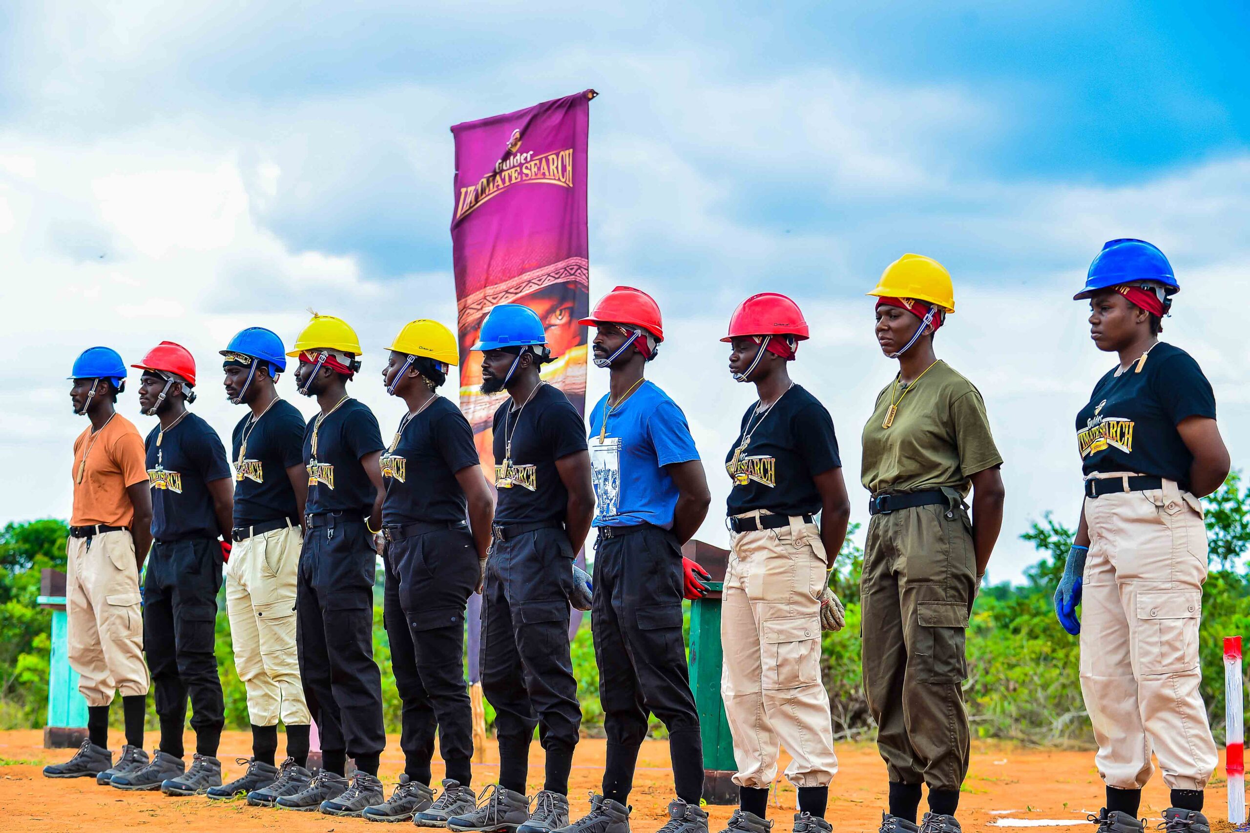 Contestants lined up o play the Memory Jog task