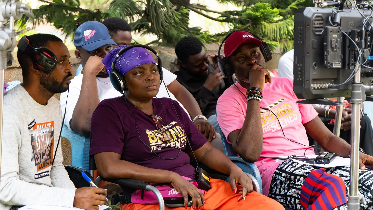 REVIEW: You Know Someone Like Ronke. Behind the Scenes Is Her Story